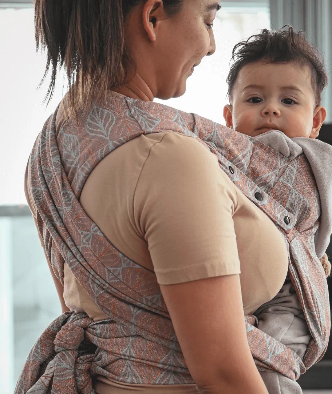 Gustine Meh Dai Baby Carrier 8 to 45 lbs Boutique Planete Bebe