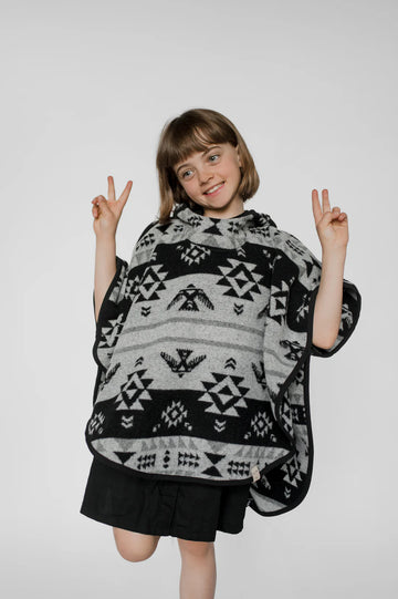 Mini Tipi Poncho pour enfant Thunderbird gris Vêtements Mini Tipi   