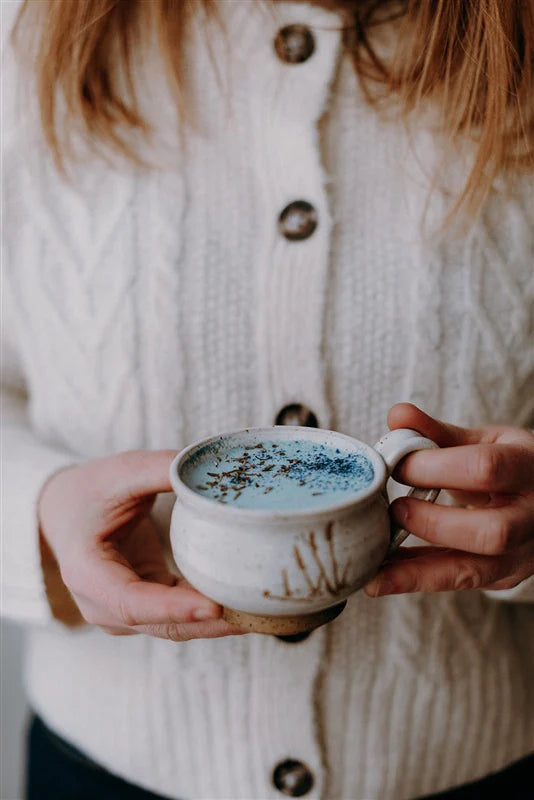 Les Mauvaises Herbes Latté nocturne bleu - Lavande et basilic sacré Soins corporels Les Mauvaises Herbes   