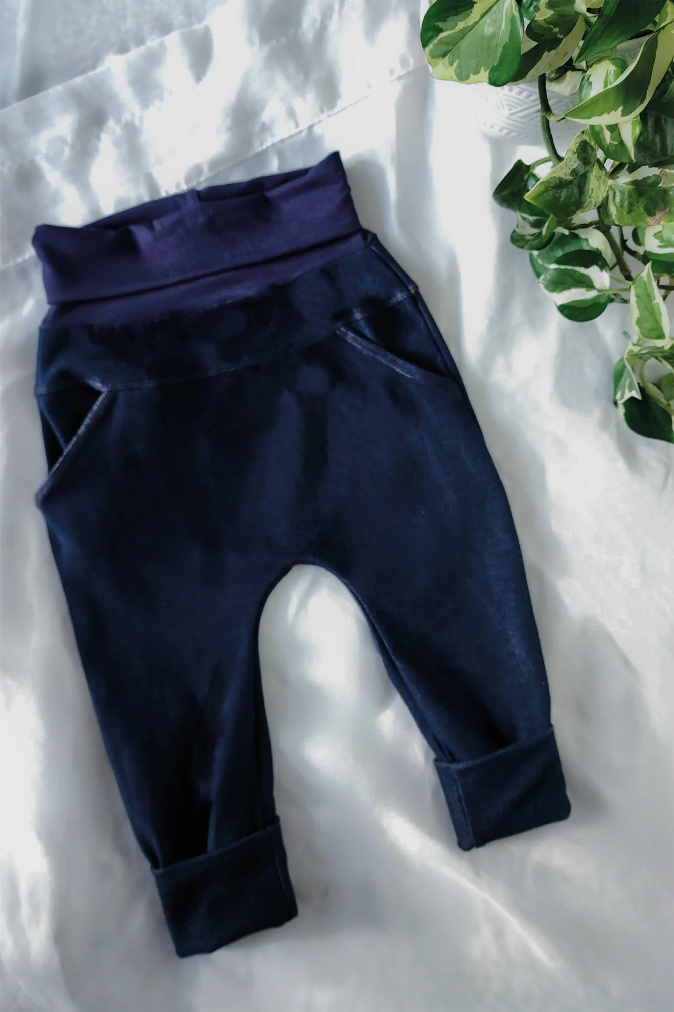 O'vole Pantalon saroussel évolutif unisexe 6 à 36 mois Vêtements Créations Ovole Jeans Bleu  